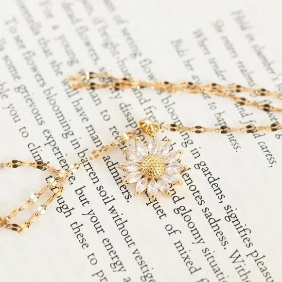Sunflower Necklace - Only 1 left! - Picture 2 of 9